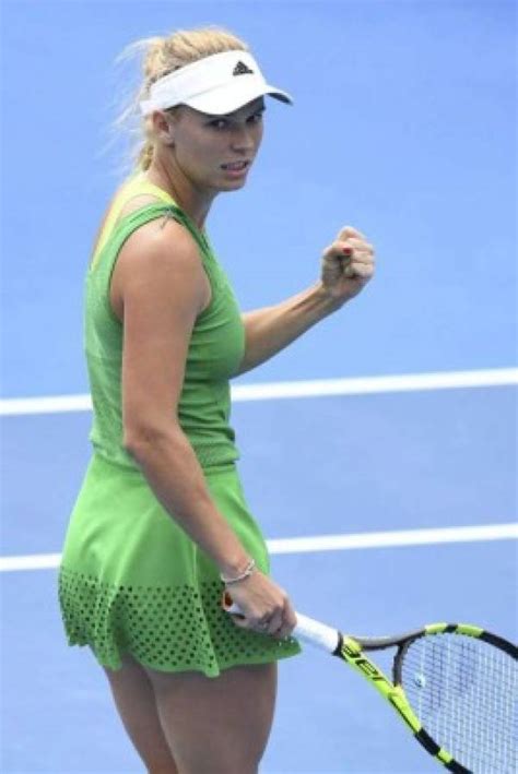 deportistas desnudos|El desnudo total de la sensual tenista Caroline Wozniacki